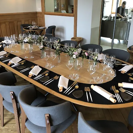 Eclosion Chateau & Restaurant