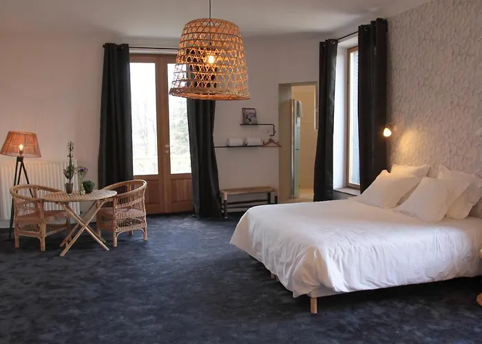 Eclosion Château Hôtel&restaurant 3* Saint-Paul-en-Jarez