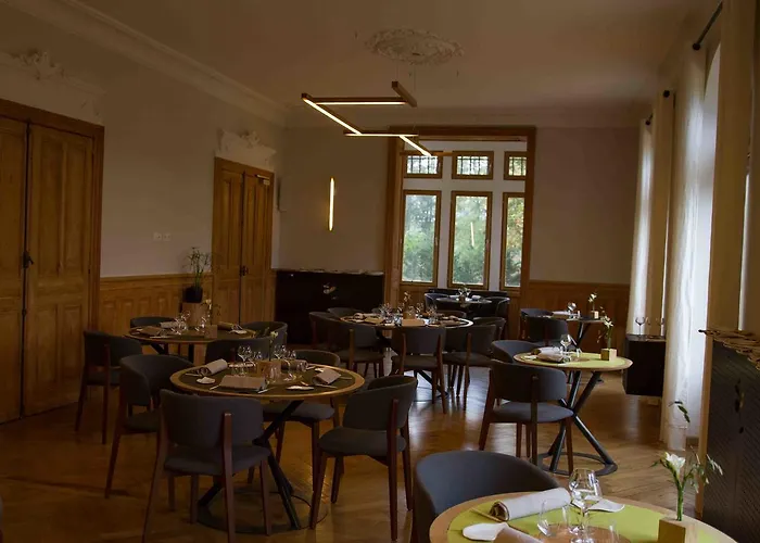 Eclosion Château Hôtel&restaurant 3* Saint-Paul-en-Jarez