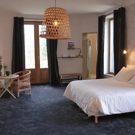Eclosion Chateau & Restaurant 3* Saint-Paul-en-Jarez