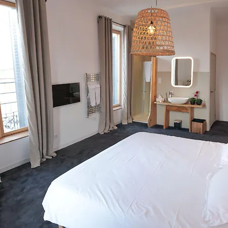 Eclosion Chateau & Restaurant 3* Saint-Paul-en-Jarez