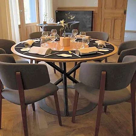 Eclosion Chateau & Restaurant Hotel