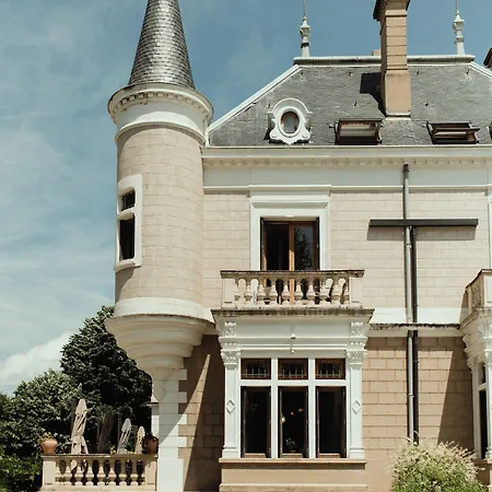 Eclosion Chateau & Restaurant 3*
