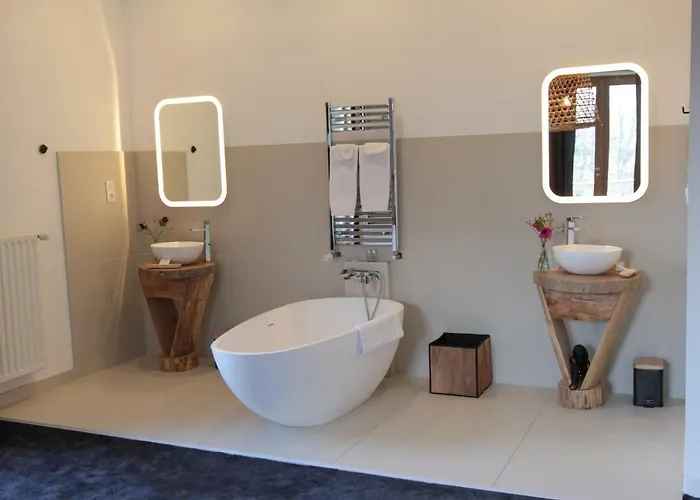 Eclosion Chateau & Restaurant